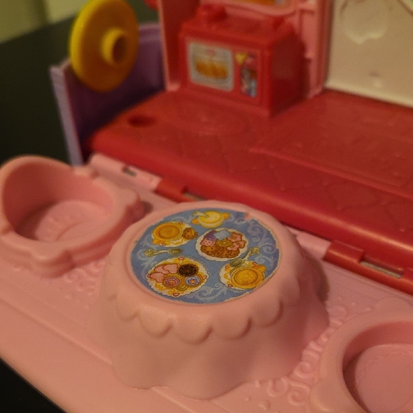 Little People Disney Princess Play And Go Castle - Portable Playset - Picture 8 of 11